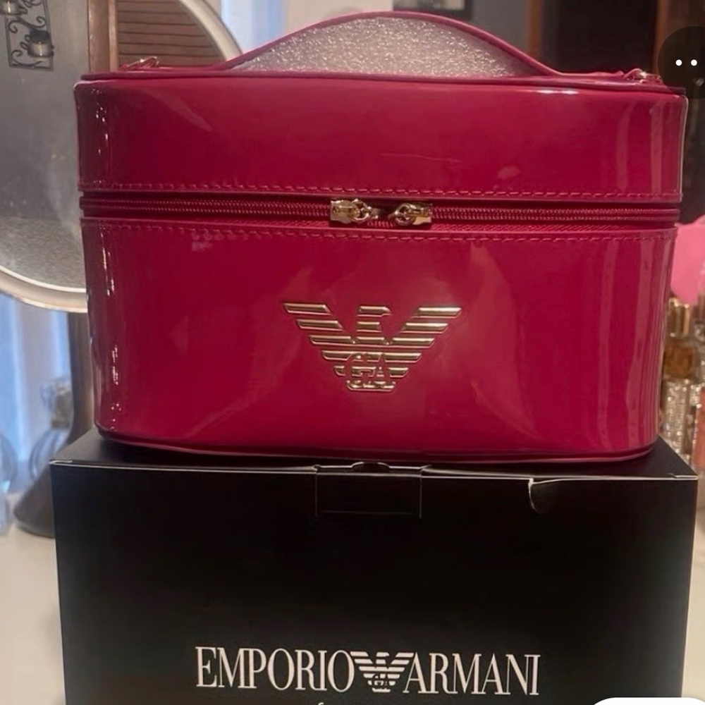 Emporio Armani Fuchsia Patent Vanity Case and mascara full size - Picture 6 of 9